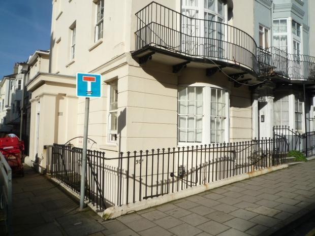 Two Top Central Beach Studios - Also Separate Spa Cabin And Watersports 브라이턴 객실 사진