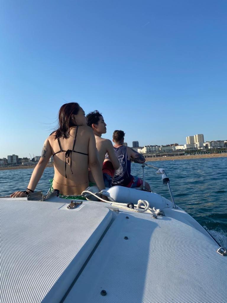 Two Top Central Beach Studios - Also Separate Spa Cabin And Watersports 브라이턴 외부 사진